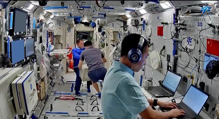 Chinas Shenzhou-21 Mission: Astronauts Conduct Vital Experiments in Space